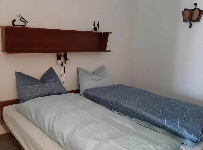 شقة Haus Marmotta